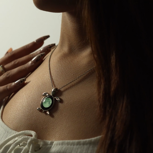 Birthmoon Sea Moon Link Necklace