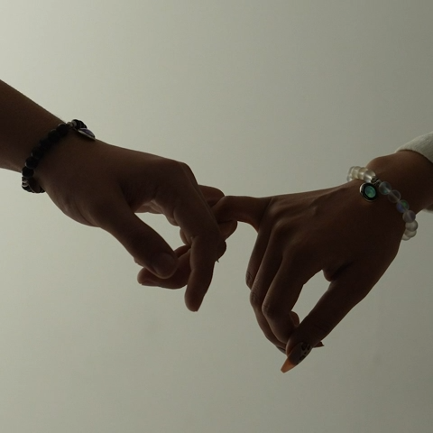 Purple Lovers in wrists