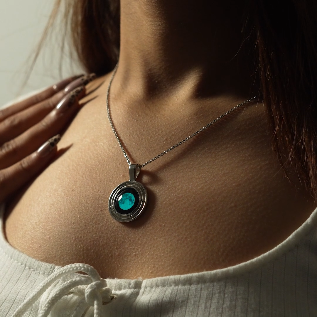 Knight Link Chain in Blue