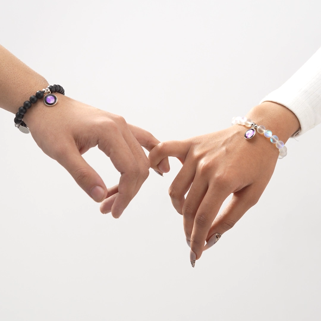 Purple Lovers in wrists