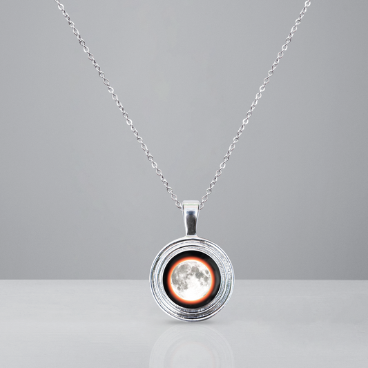 Solar Eclipse Knight Moon Link Chain