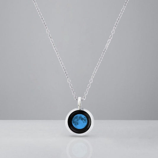 Thick Blue Moon Nova Necklace