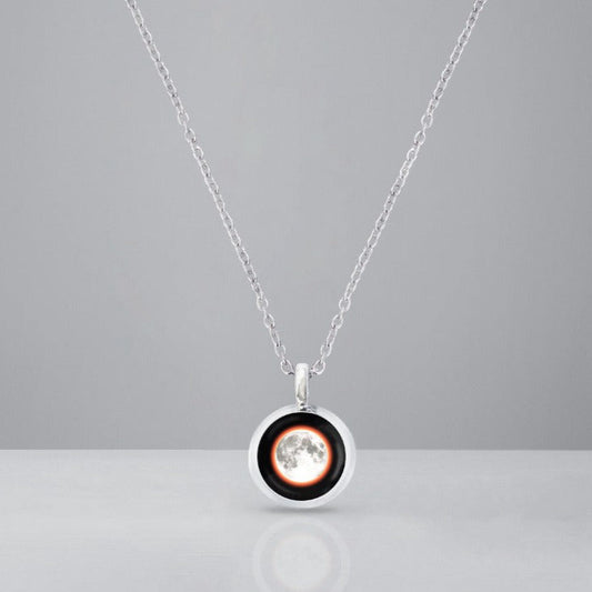 Thick Solar Eclipse Necklace Nova Chain