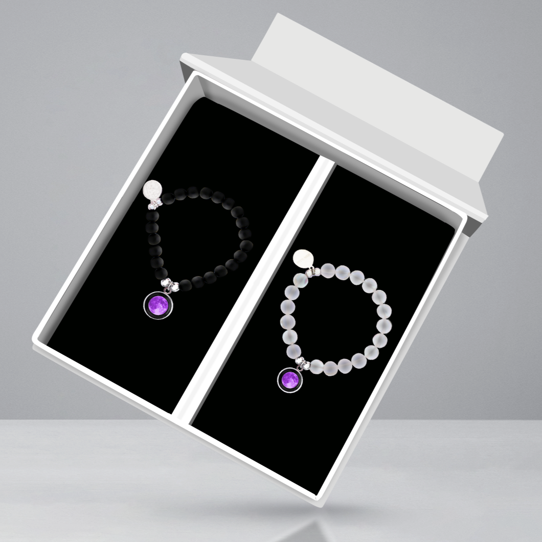 Purple Lovers in wrists