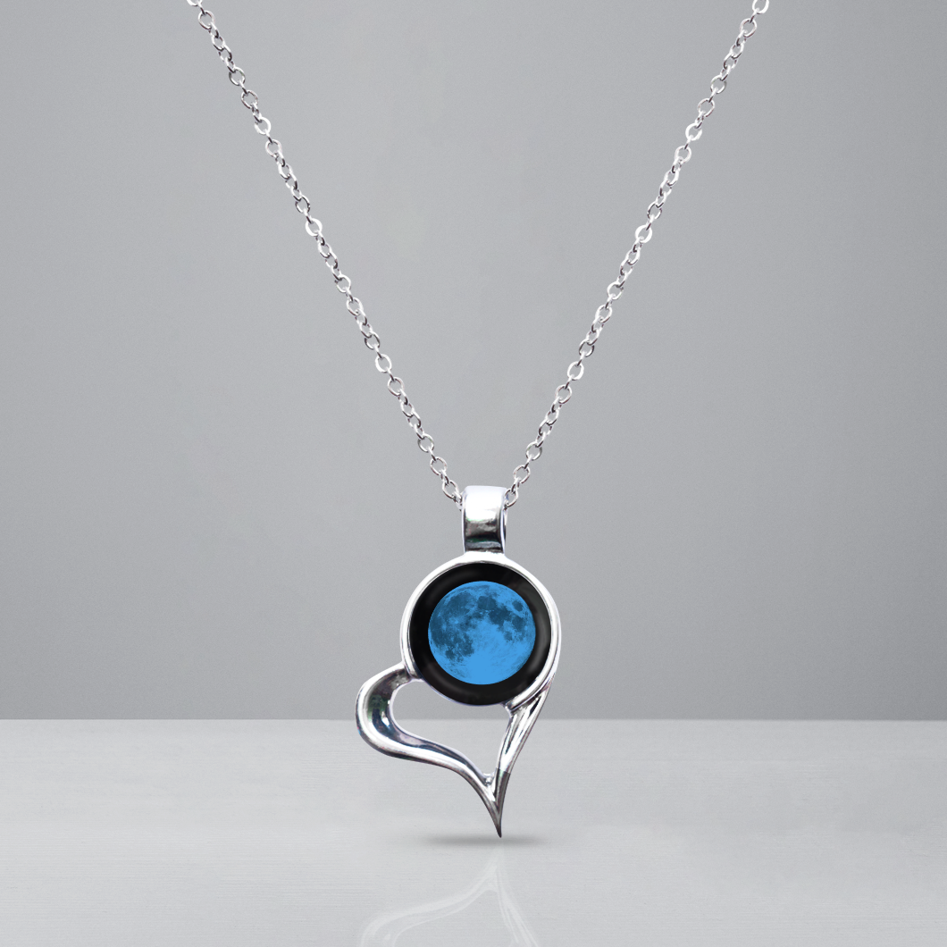 Heart Link Chain in Blue