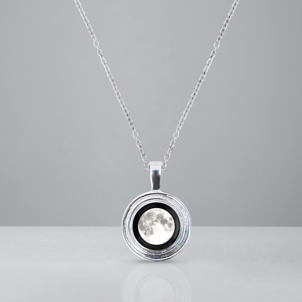 Birthmoon Knight Nova Chain