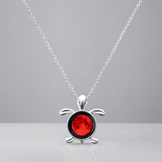 Red Sea Moon Link Necklace