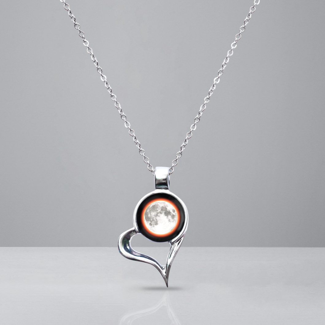 Solar Eclipse Heart Link Chain