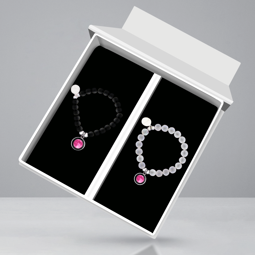 Pink Lovers in wrists