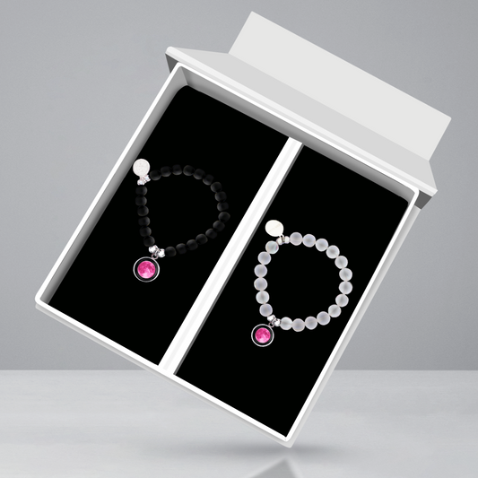 Pink Lovers in wrists