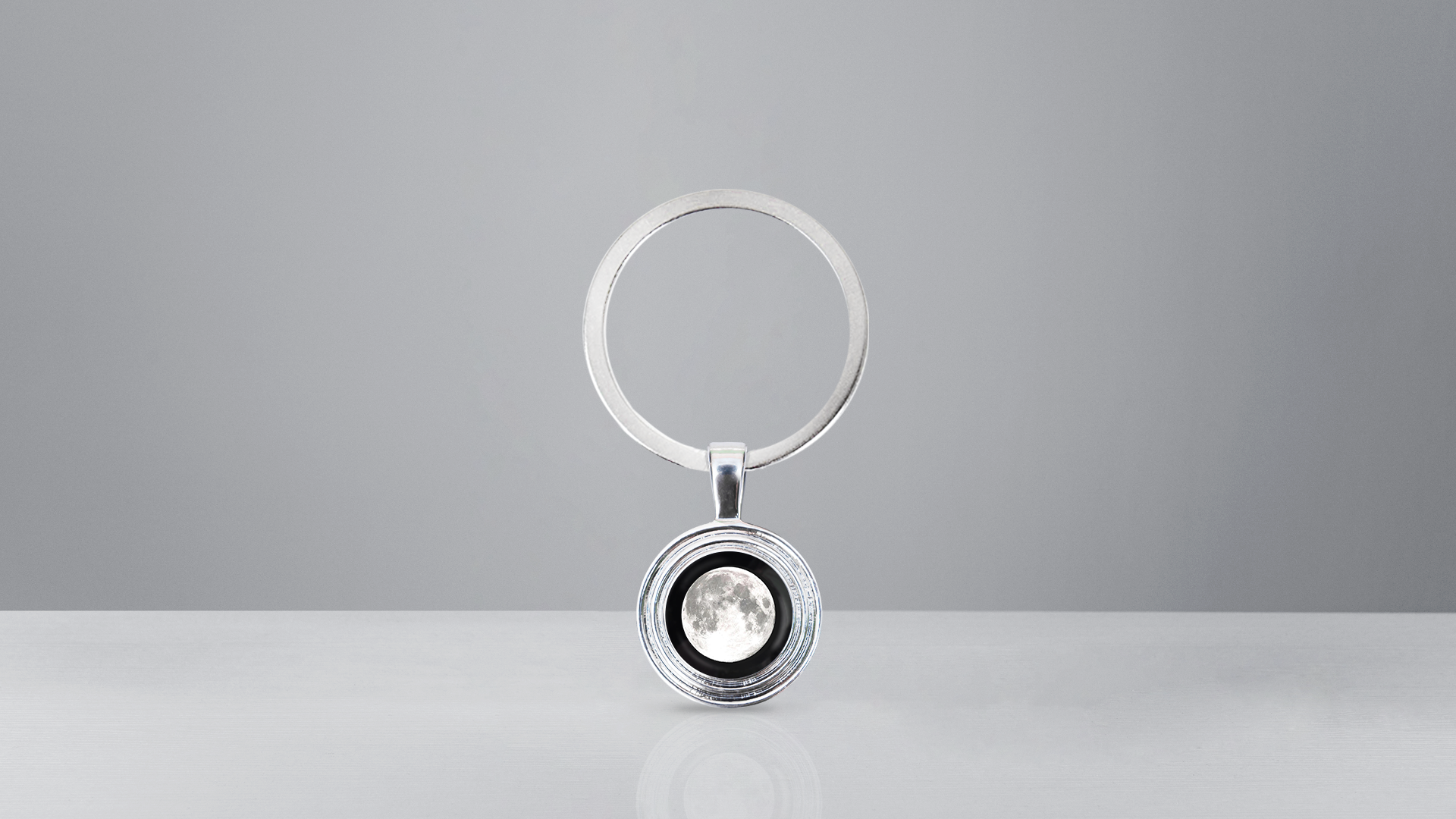 Find Your Moon - Key Chain Hector