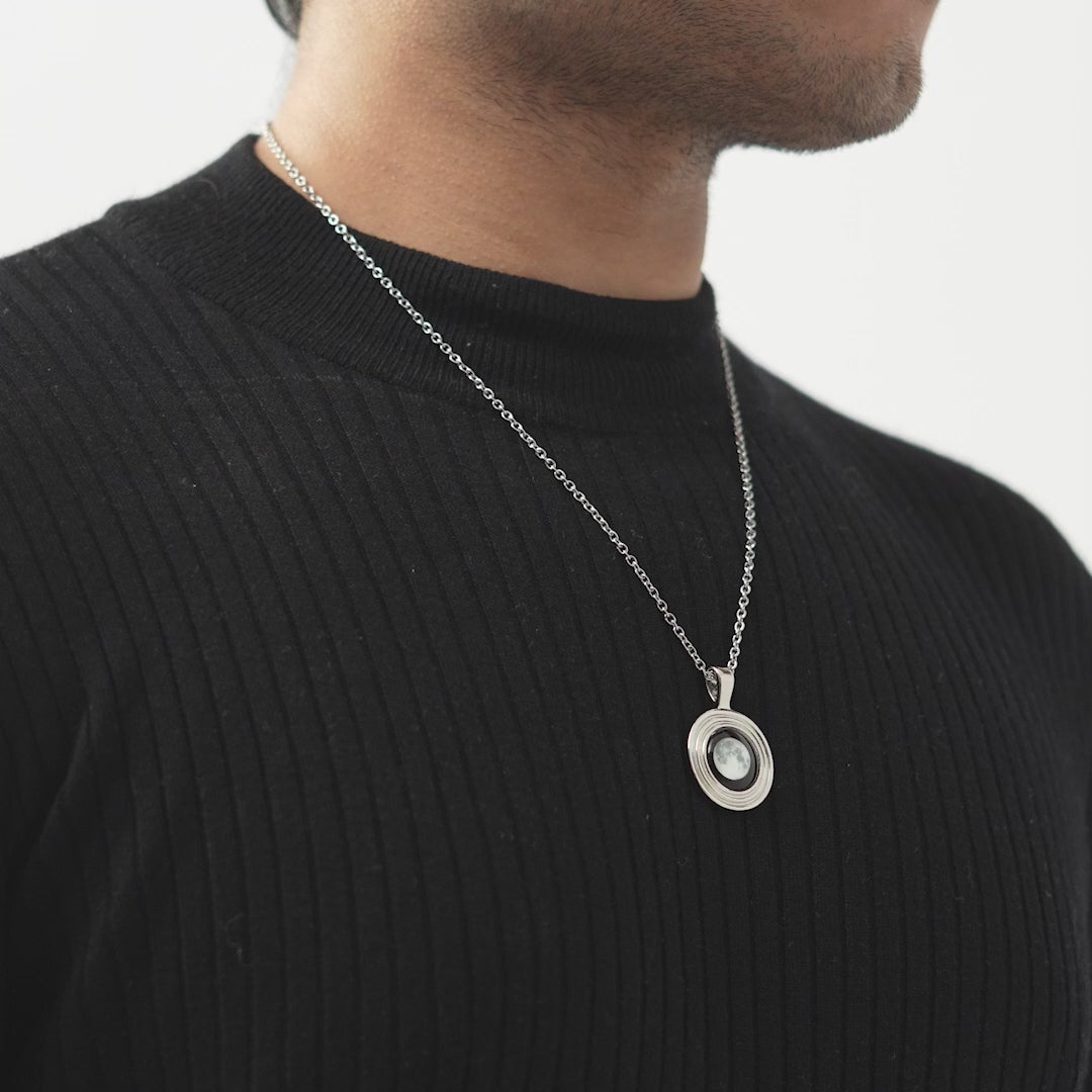 Birthmoon Knight Nova Chain