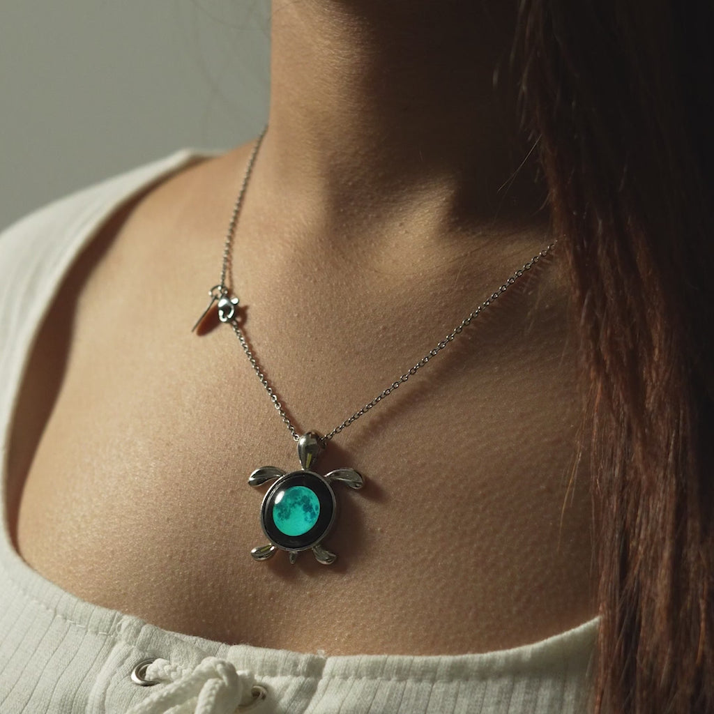 Blue Sea Moon Link Necklace