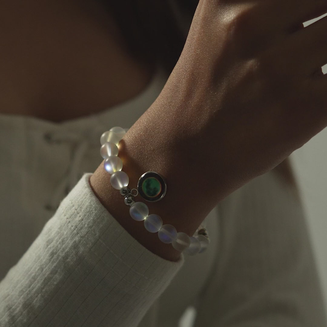 Solar Eclipse Aurora Bracelet